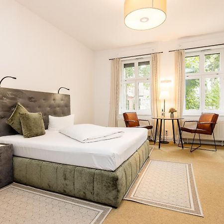 Hotel Zur Linde Dein Self Check In Michendorf Bagian luar foto