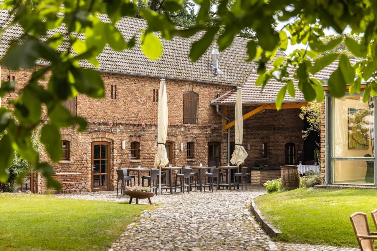 Hotel Zur Linde Dein Self Check In Michendorf Bagian luar foto